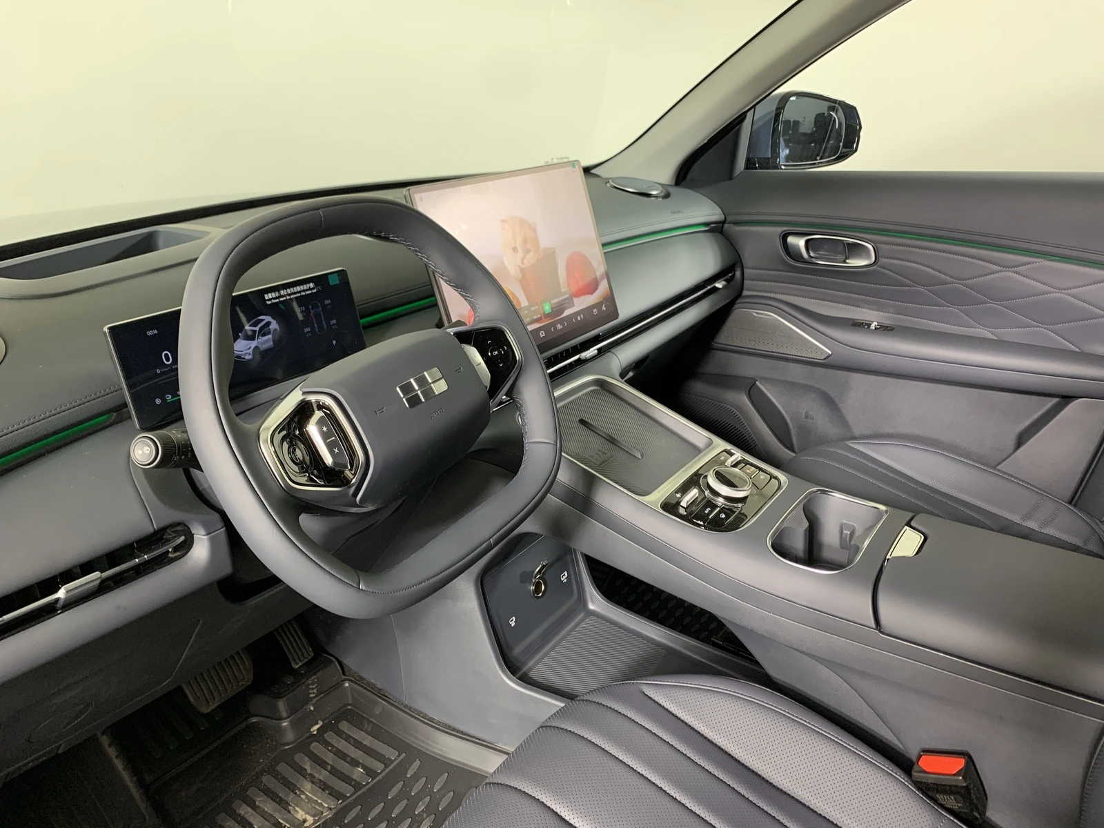 Geely EX5 EM-i, 2026г, передний привод, автомат