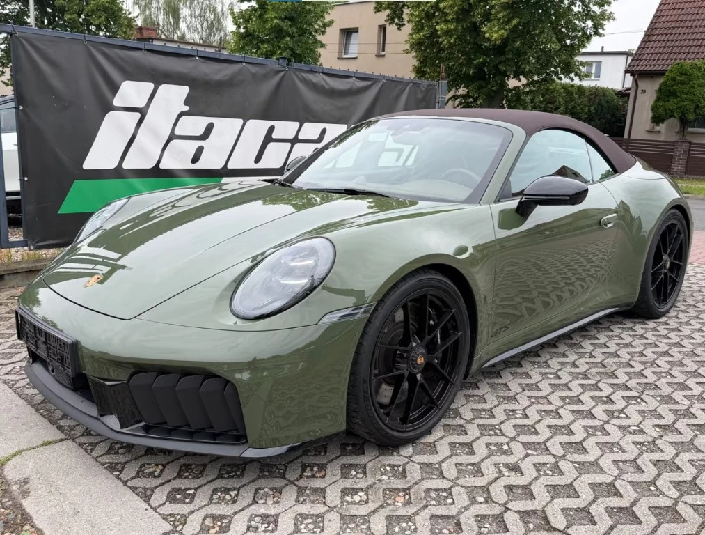 Porsche 911, 2025г, полный привод, робот
