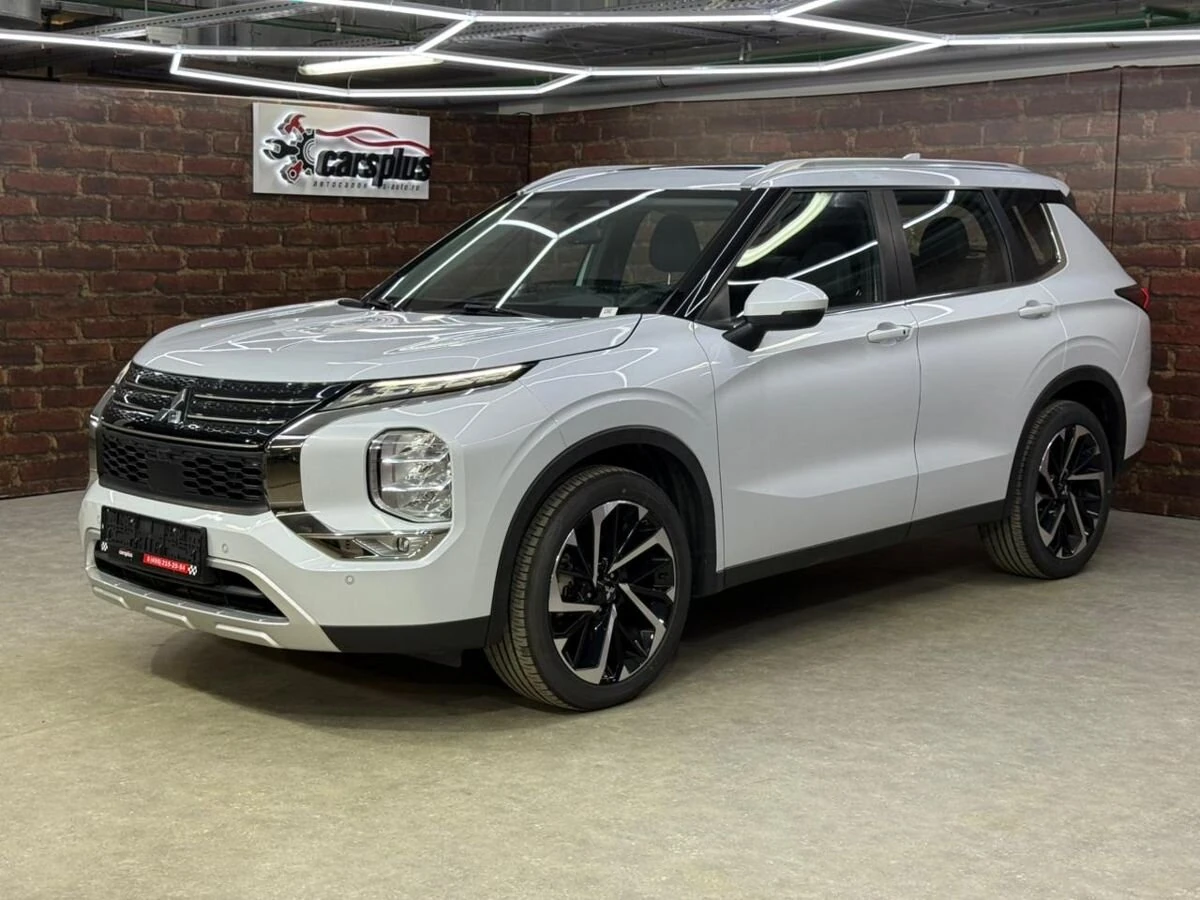 Mitsubishi Outlander, 2023г, полный привод, вариатор