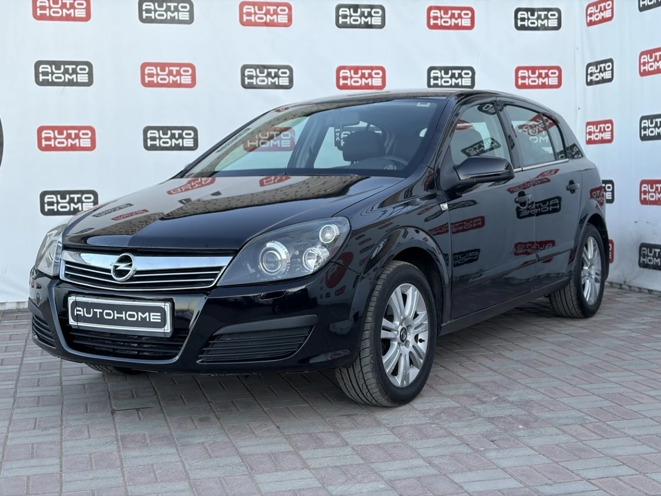 Opel Astra, 2008г., передний привод, механика