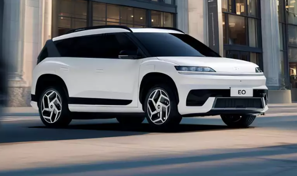 В Китае стартовали продажи электрического Hyundai EO от Beijing Hyundai.