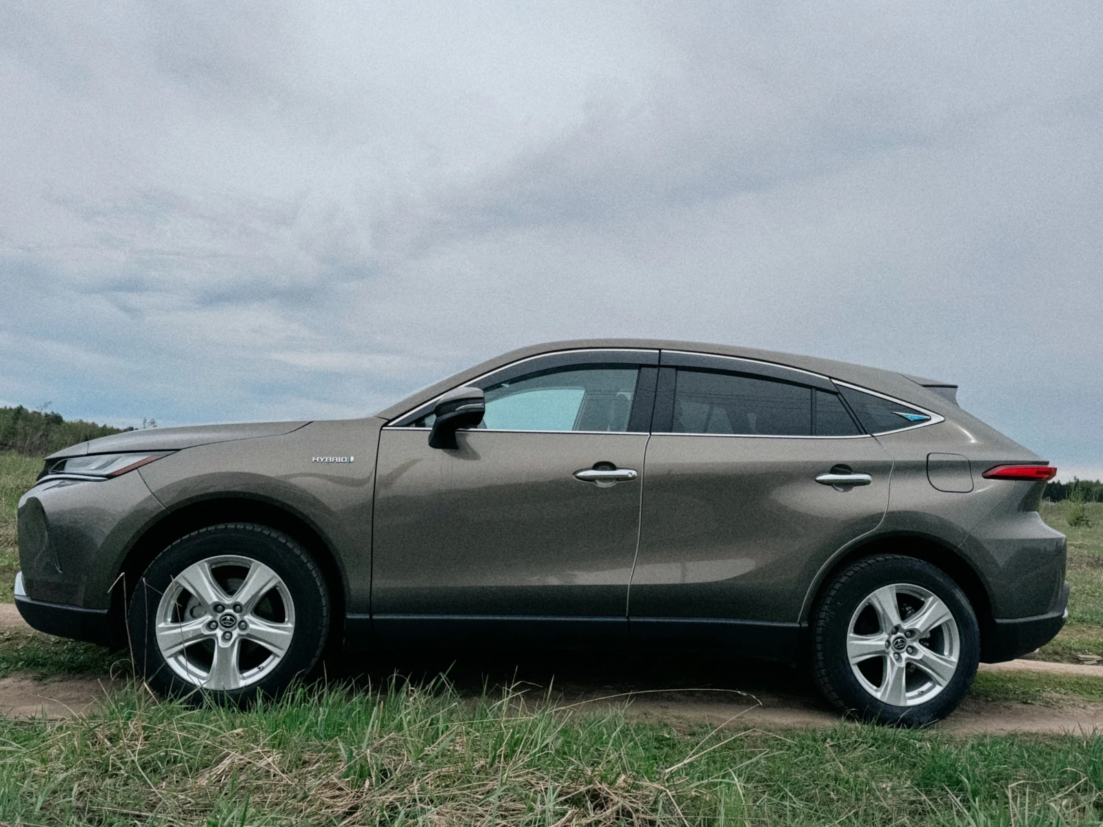 Toyota Harrier, 2021г, полный привод, вариатор