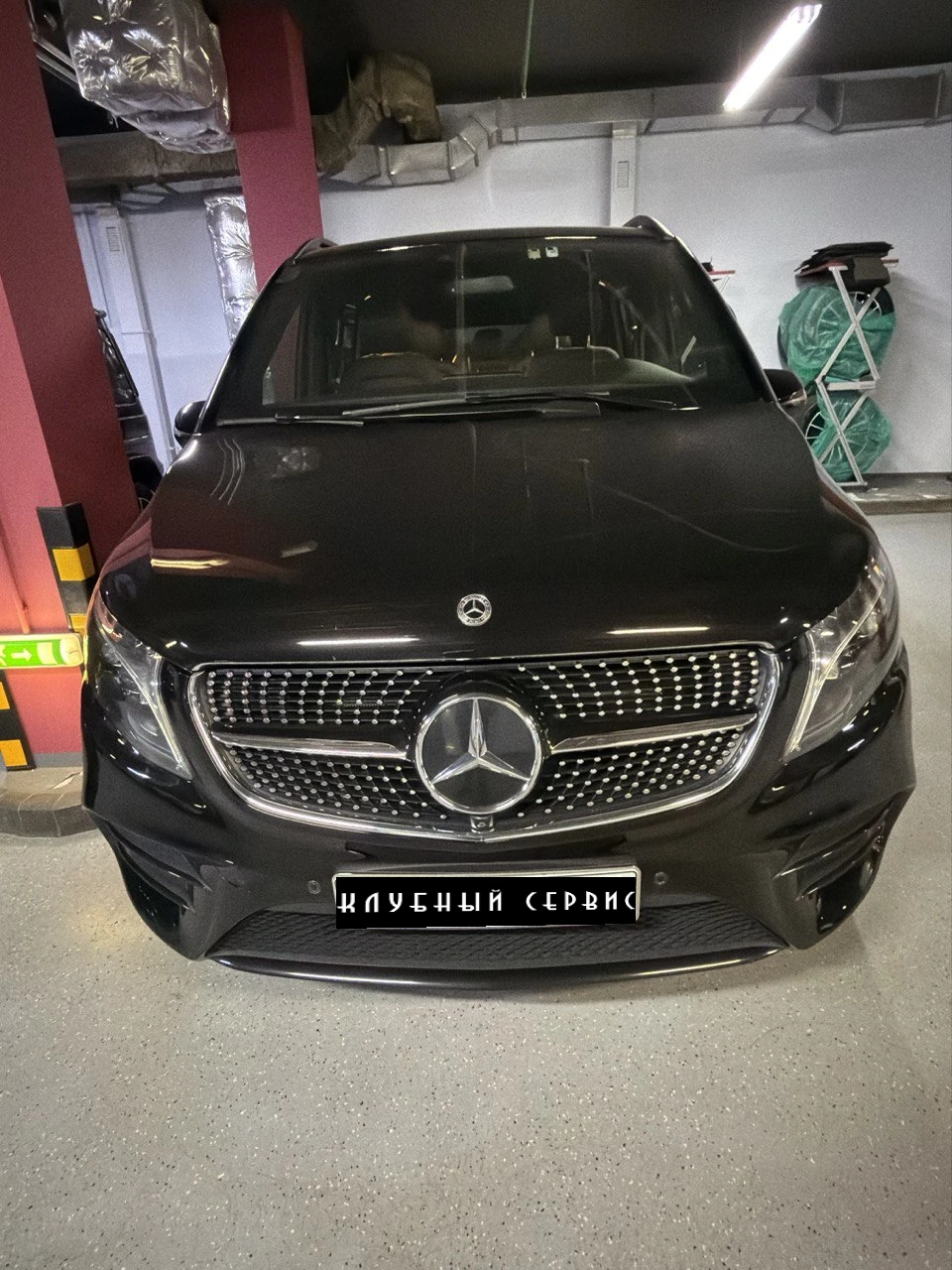 Mercedes-Benz V-Класс, 2023г, полный привод, автомат