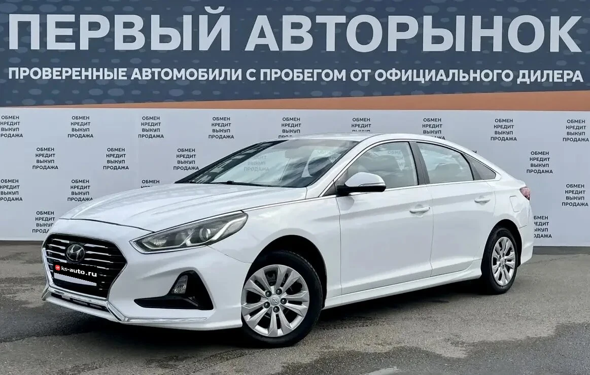 Hyundai Sonata, 2018г, передний привод, автомат