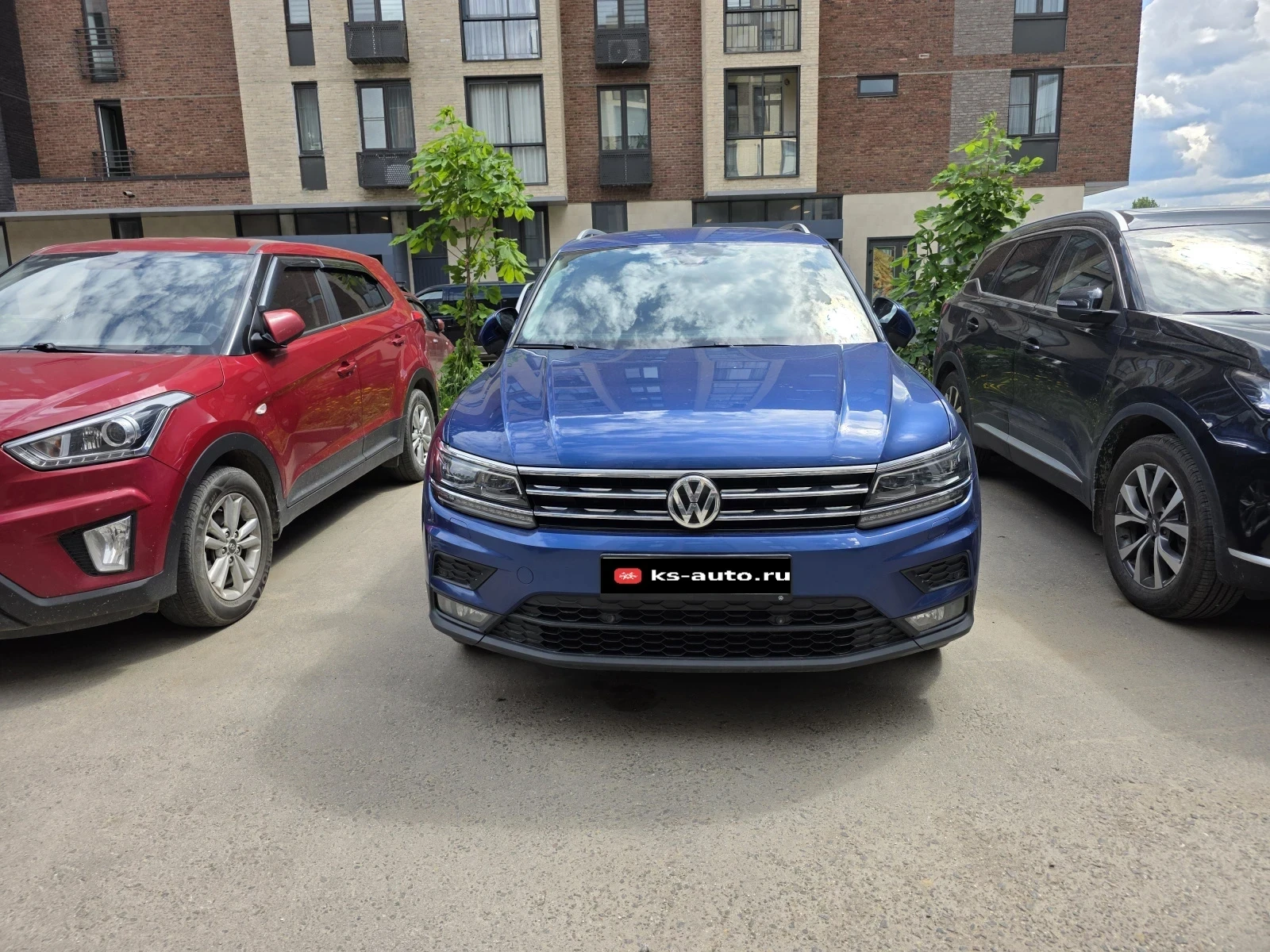 Volkswagen Tiguan, 2020г, полный привод, робот