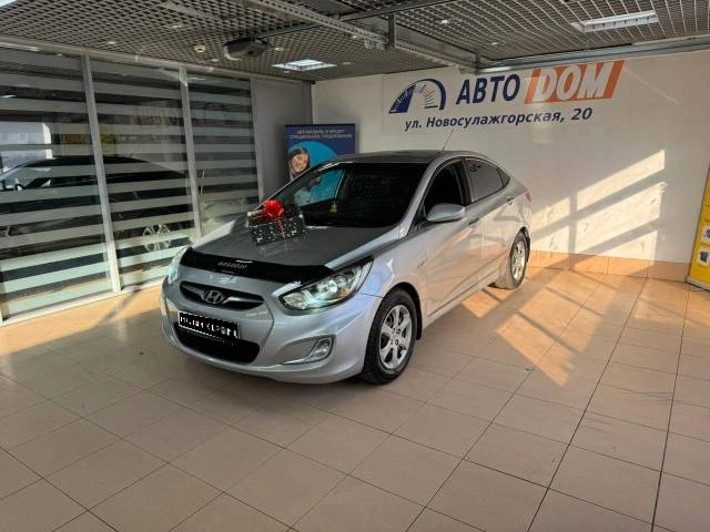 Hyundai Solaris, 2012г., передний привод, механика