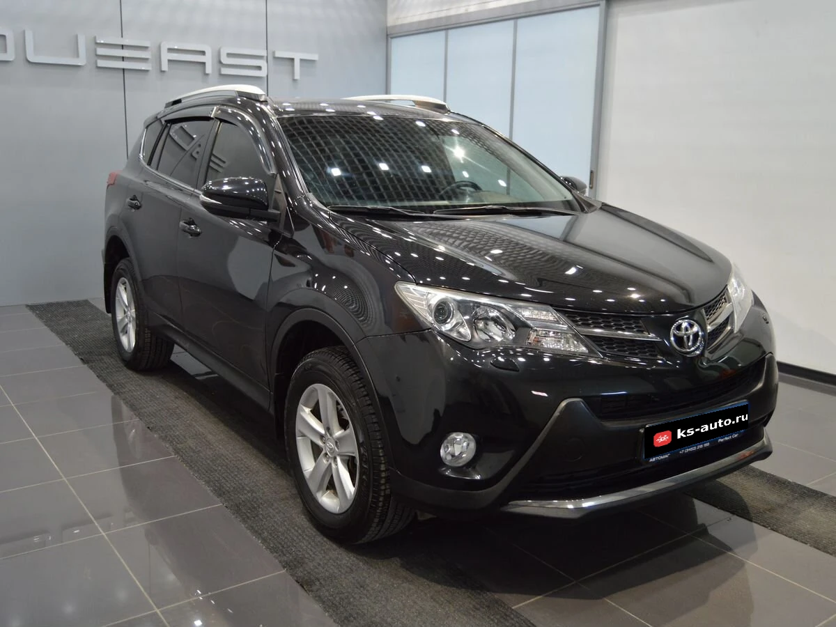 Toyota RAV4, 2014г, полный привод, вариатор