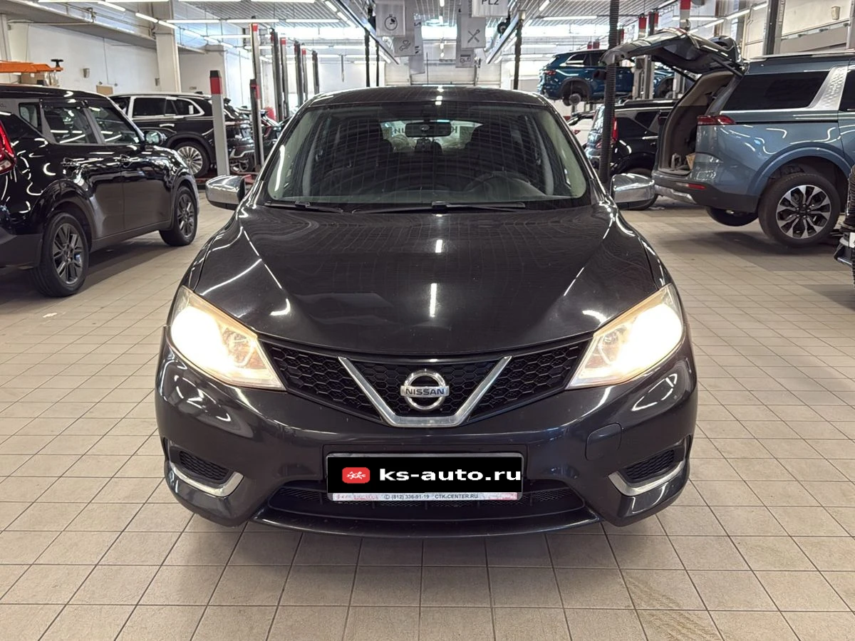 Nissan Tiida, 2015г, передний привод, механика