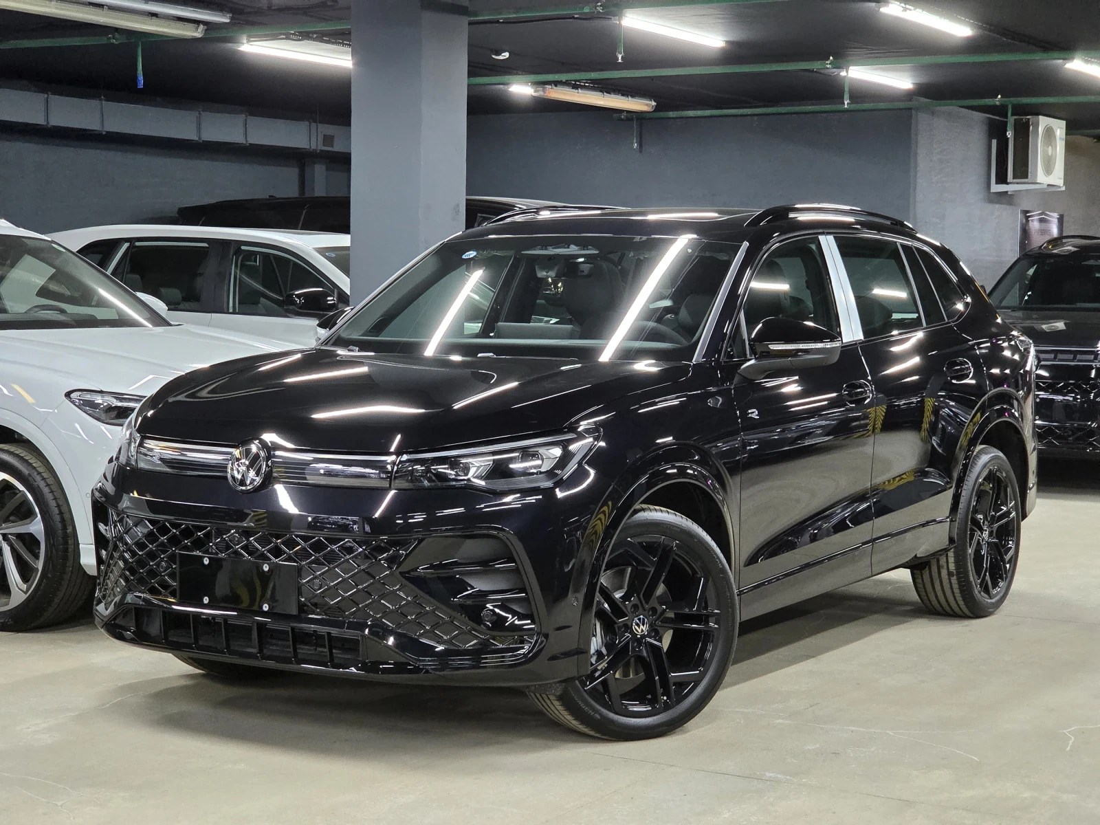 Volkswagen Tiguan, 2026г, полный привод, робот