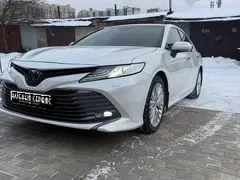 Toyota Camry, 2019г, передний привод, автомат