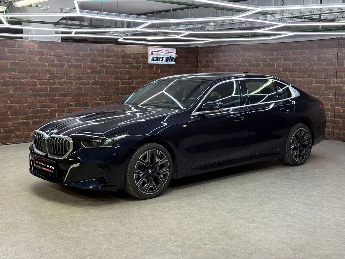 BMW 5 серии, 2025г., задний привод, автомат