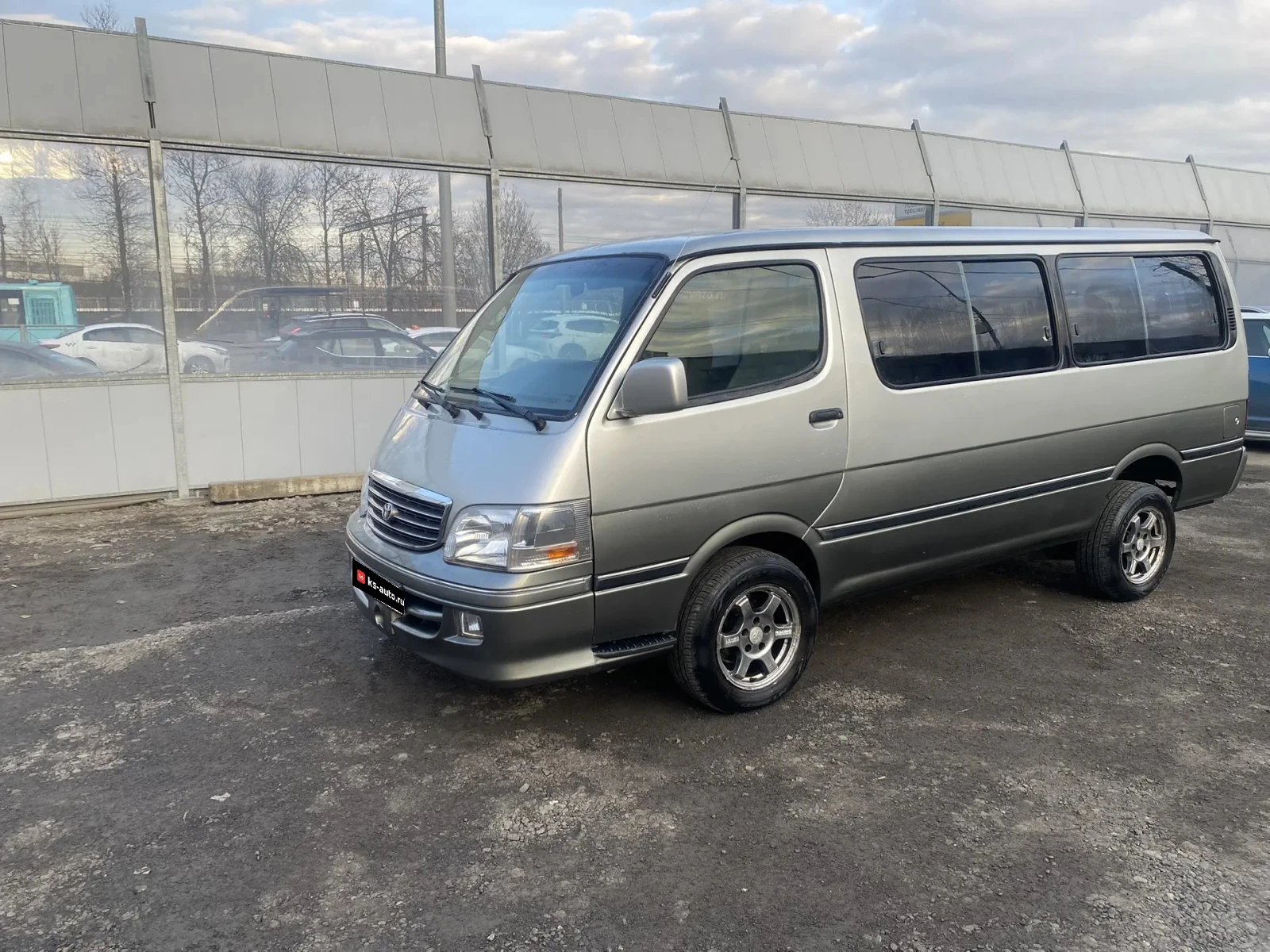 Toyota HiAce