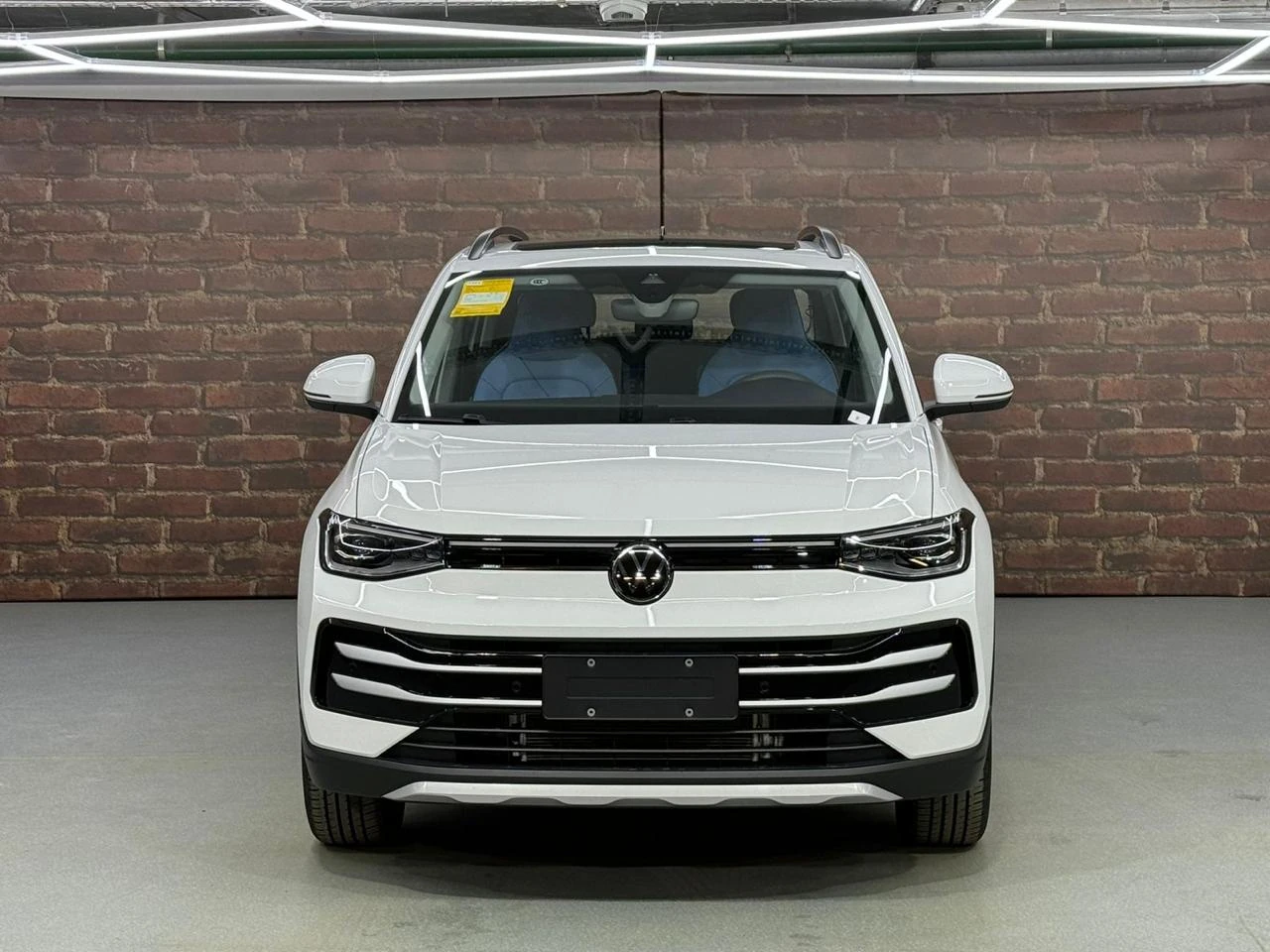 Volkswagen Tharu XR