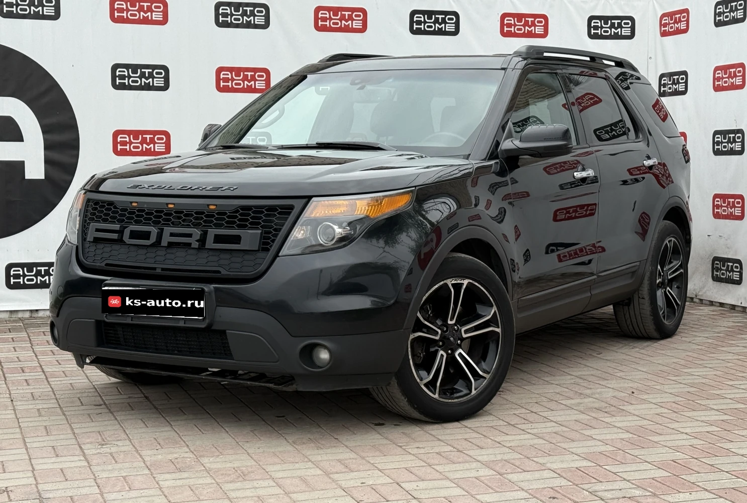 Ford Explorer, 2014г, передний привод, автомат