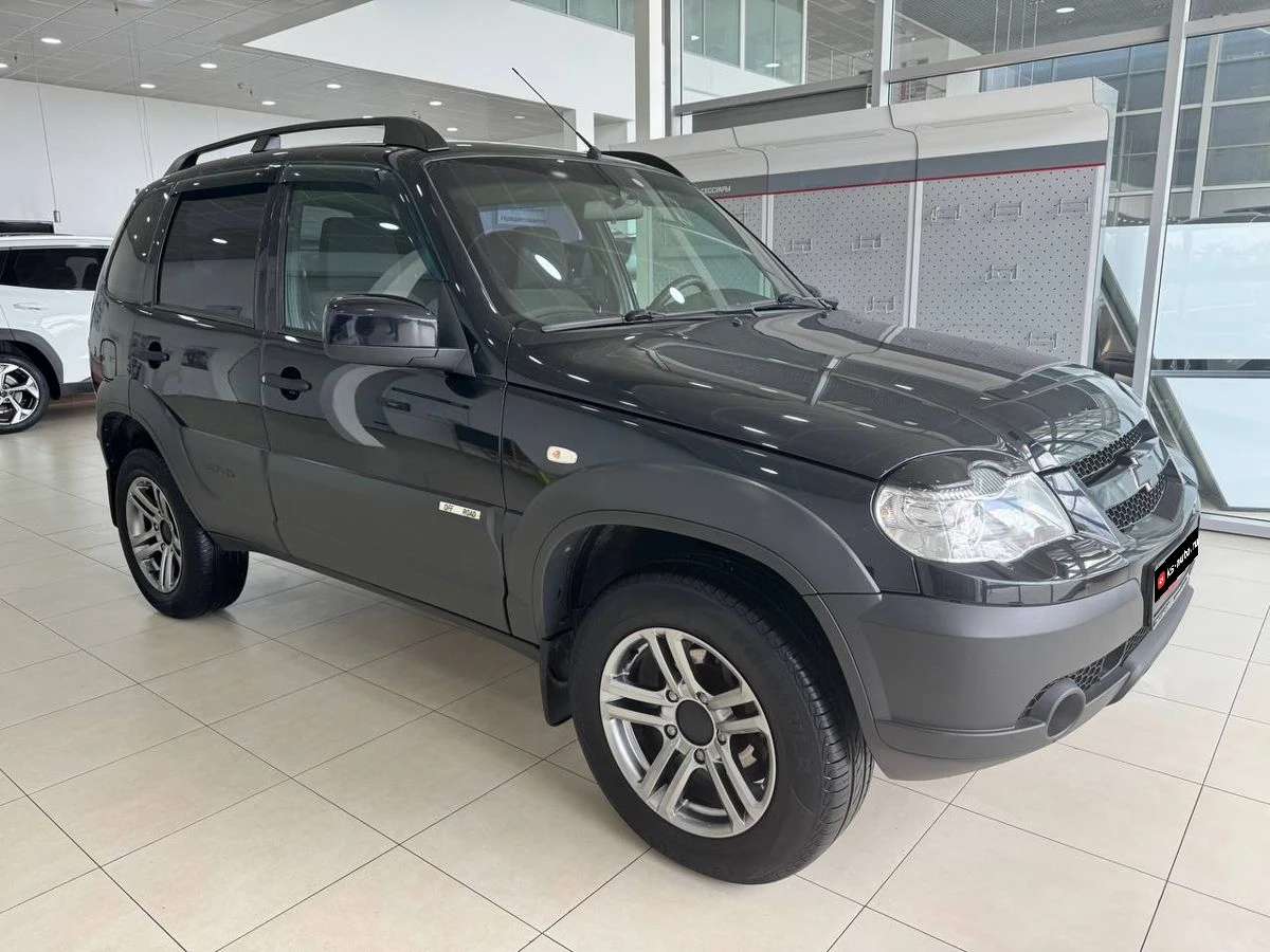 Chevrolet Niva, 2015г, полный привод, механика