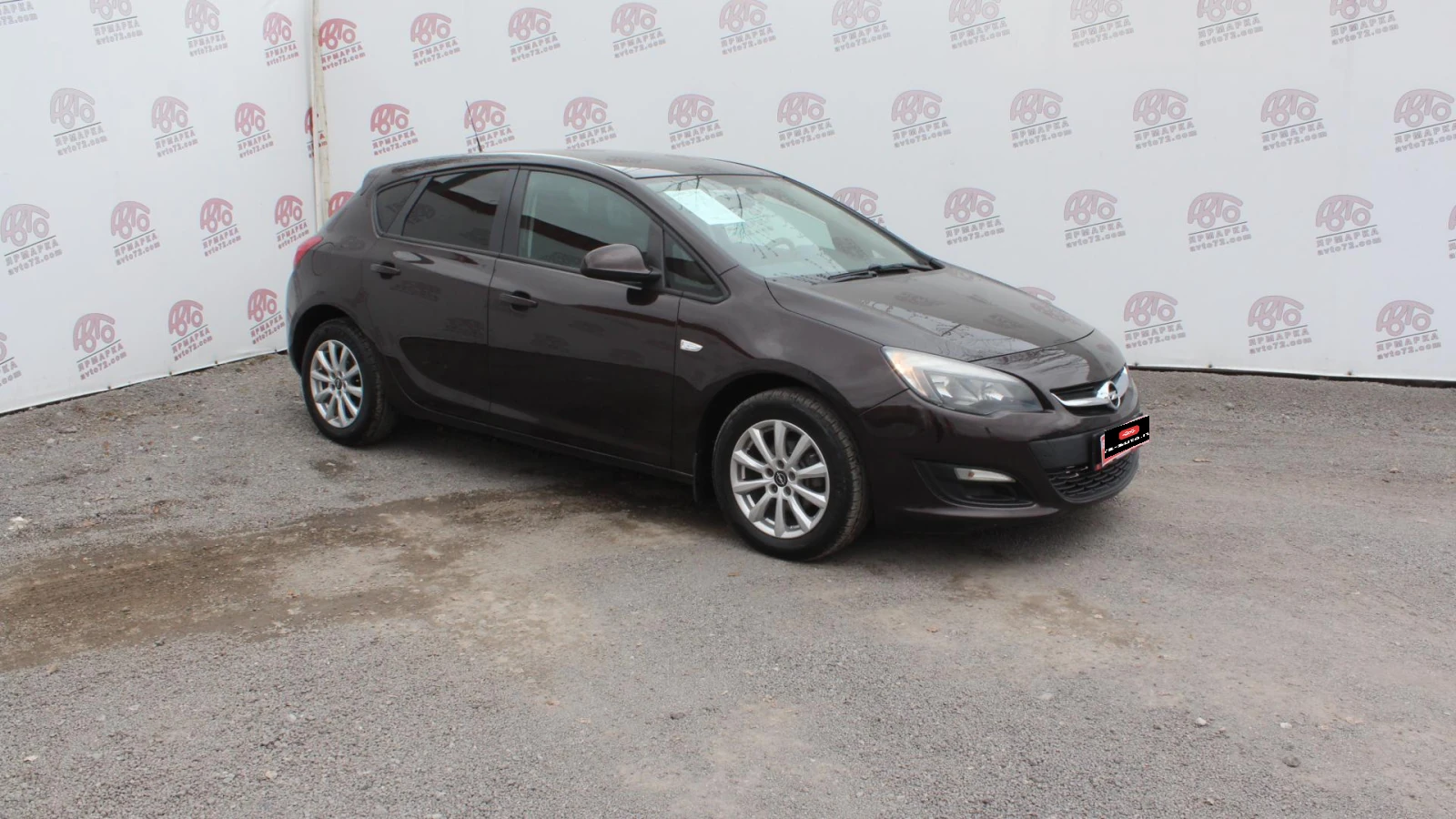 Opel Astra, 2013г., передний привод, механика