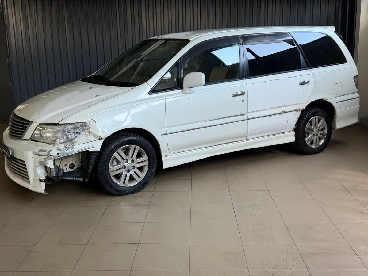 Nissan Presage, 2001г, передний привод, автомат