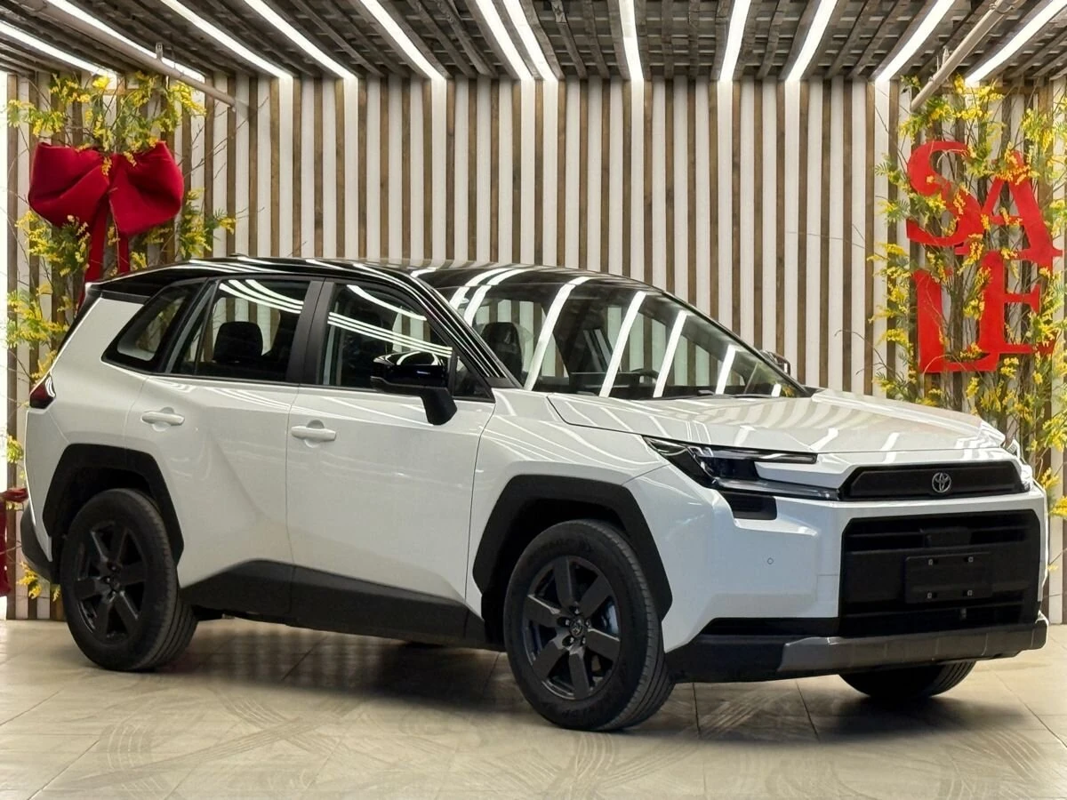 Toyota RAV4, 2026г, полный привод, вариатор