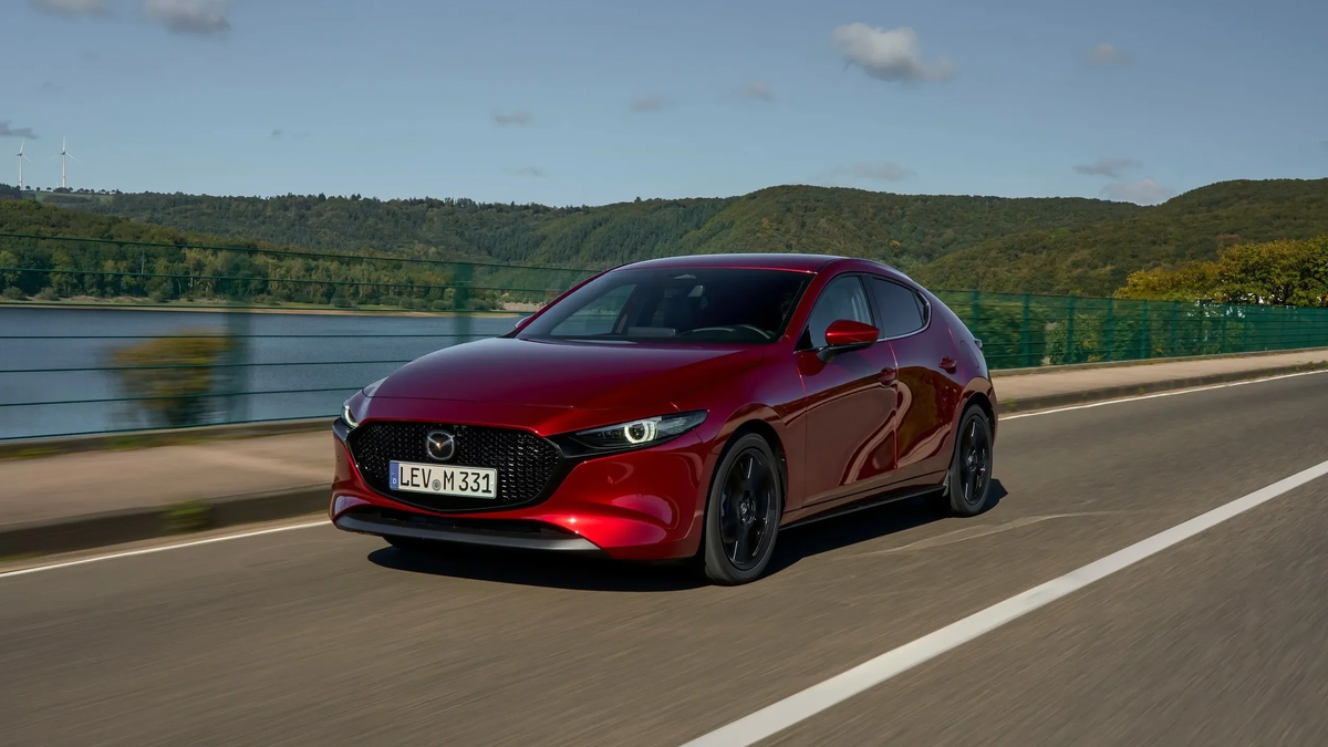 Mazda 3: рестайлинг после долгого перерыва