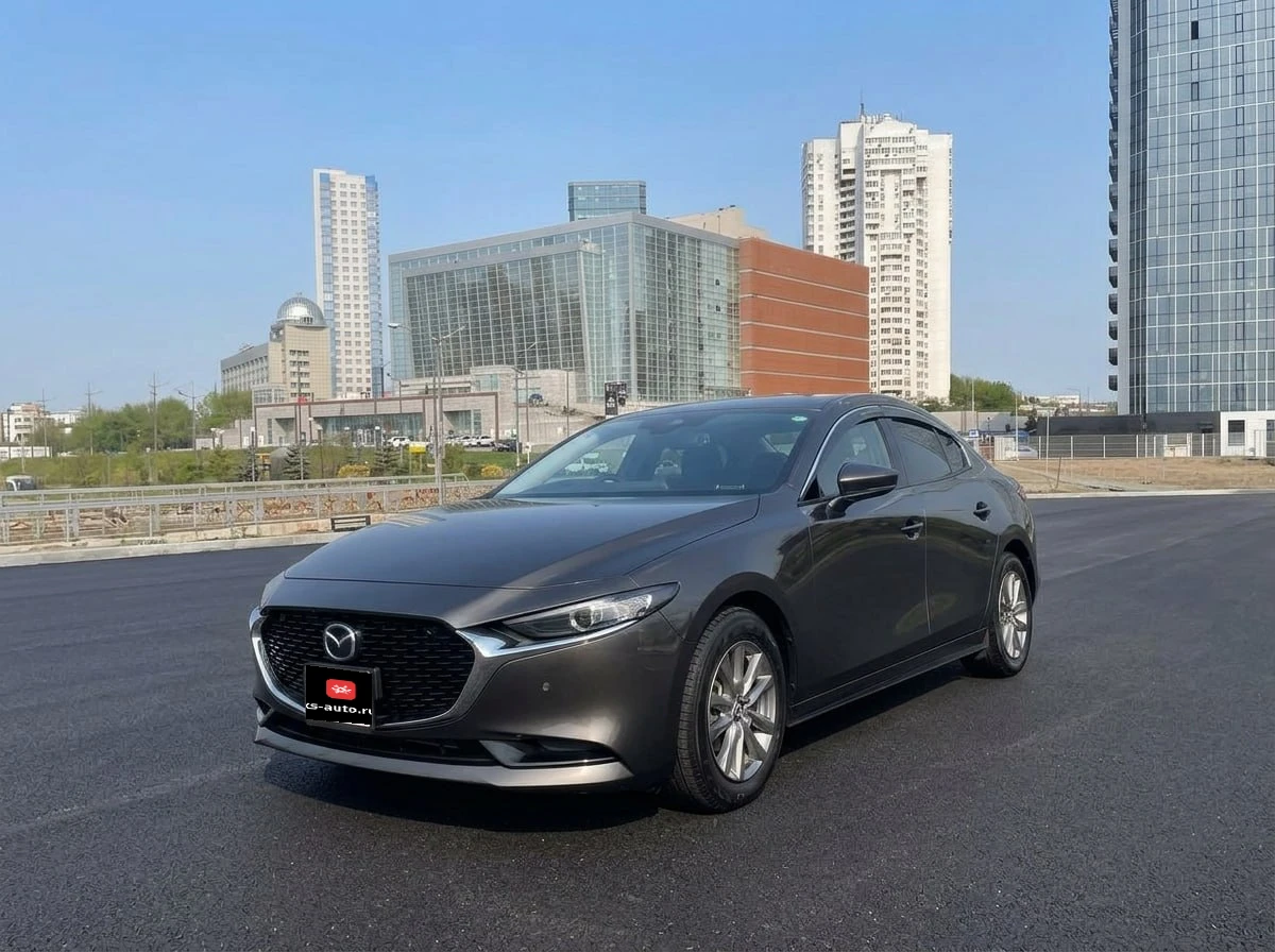 Mazda 3, 2021г, передний привод, автомат