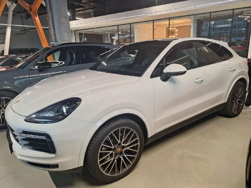 Porsche Cayenne, 2022г, полный привод, автомат
