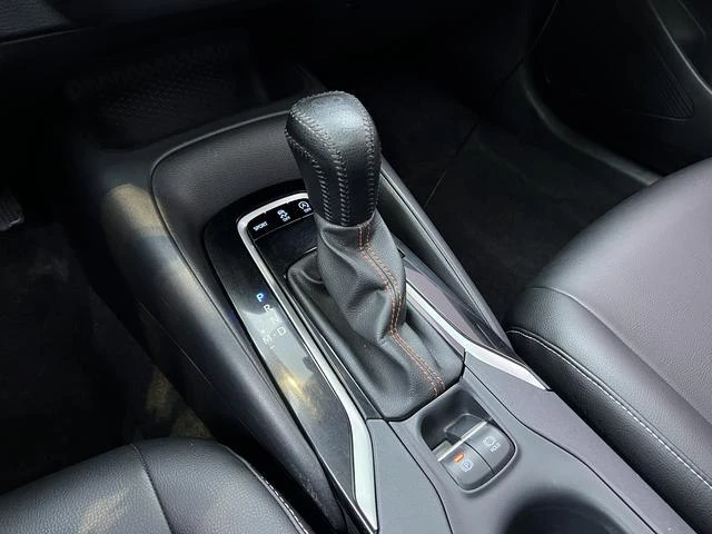 Toyota Corolla, 2022г., передний привод, вариатор