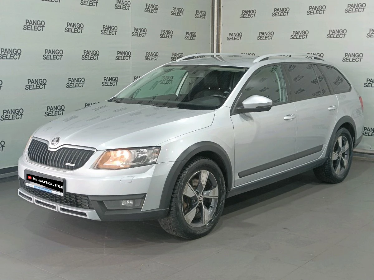 Skoda Octavia, 2015г., полный привод, робот
