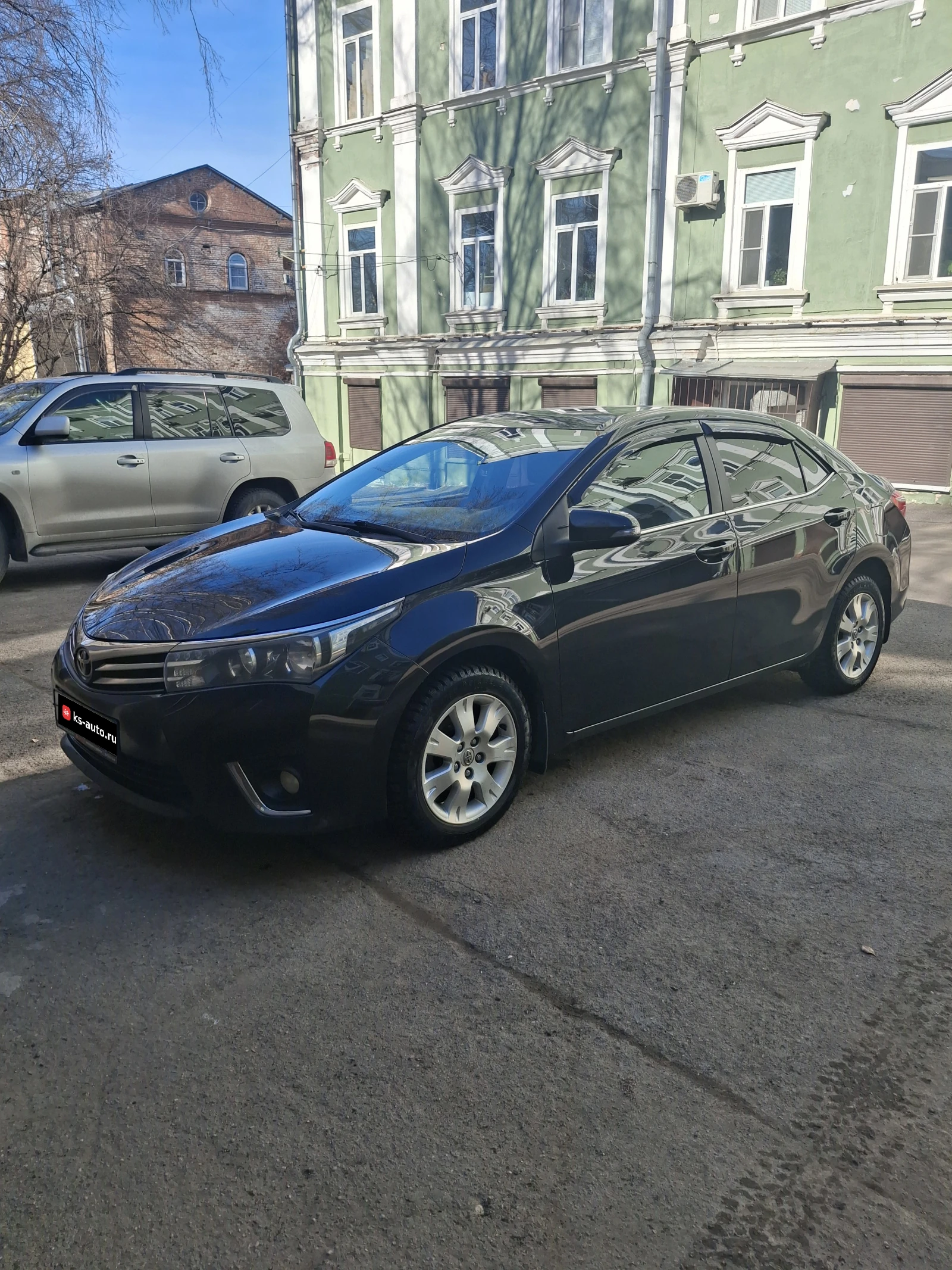 Toyota Corolla, 2014г, передний привод, вариатор