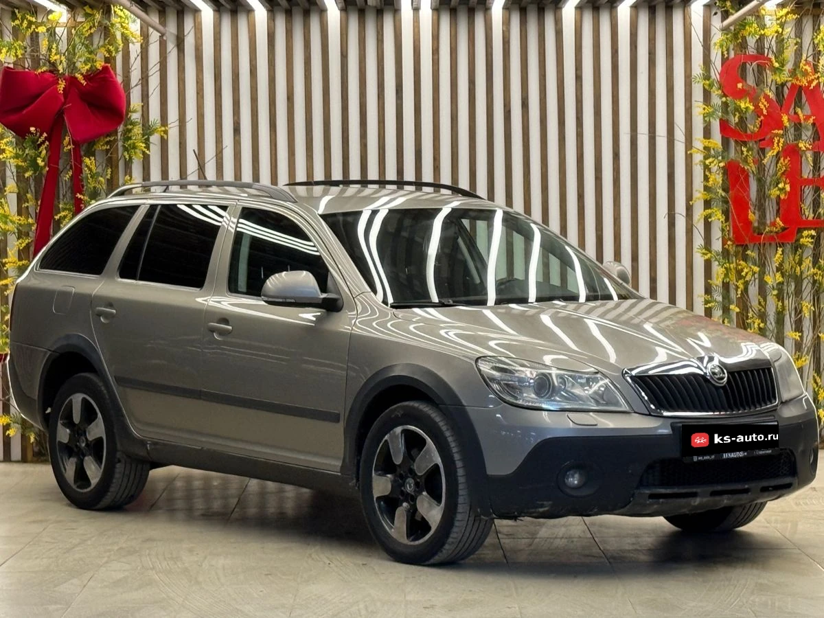 Skoda Octavia, 2011г., полный привод, механика