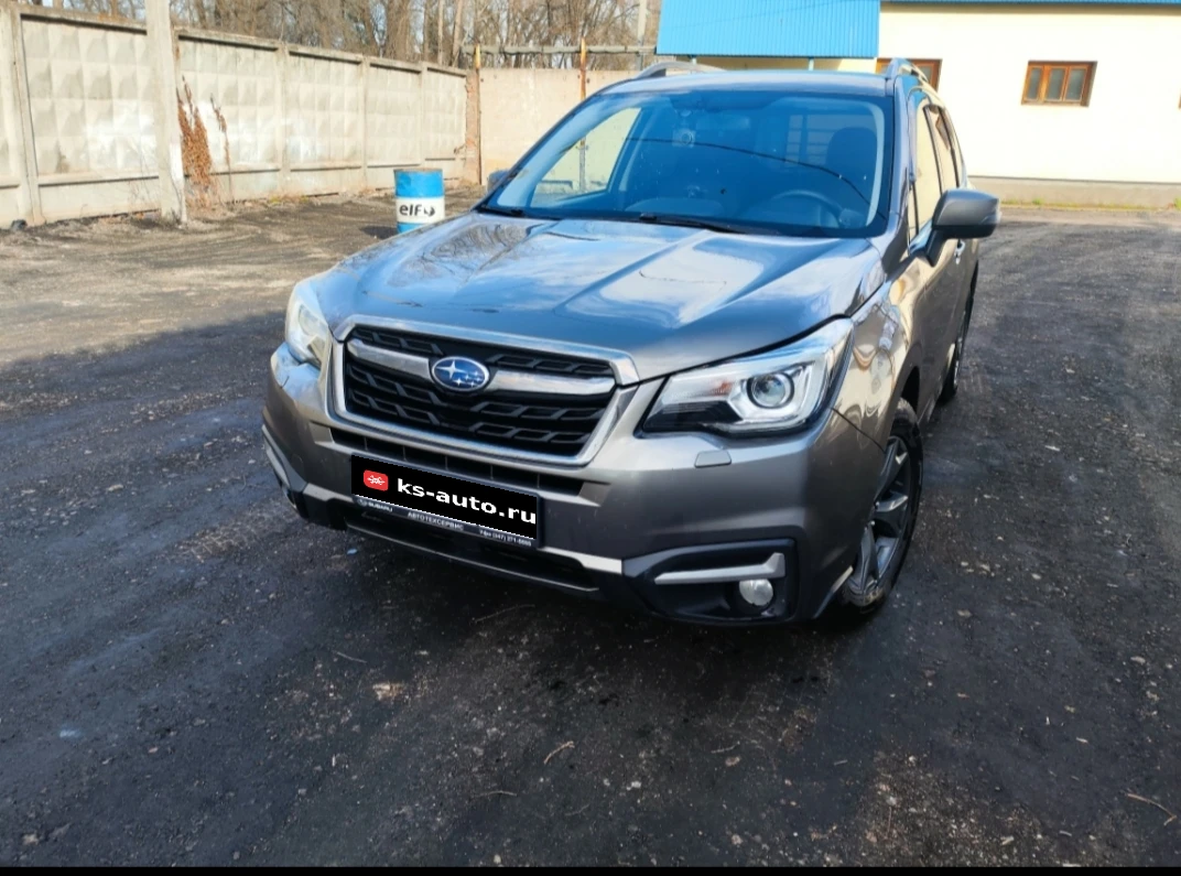 Subaru Forester, 2017г, полный привод, вариатор