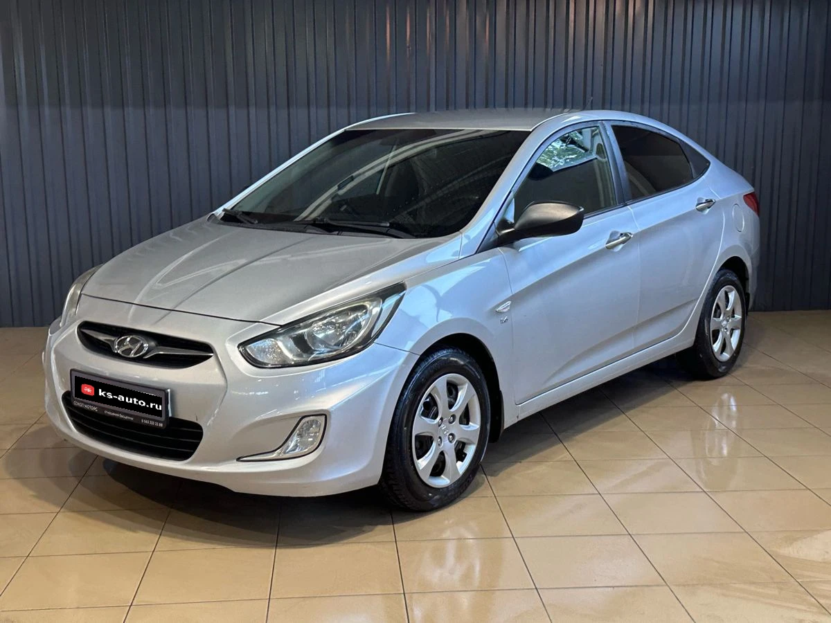 Hyundai Solaris, 2013г, передний привод, автомат