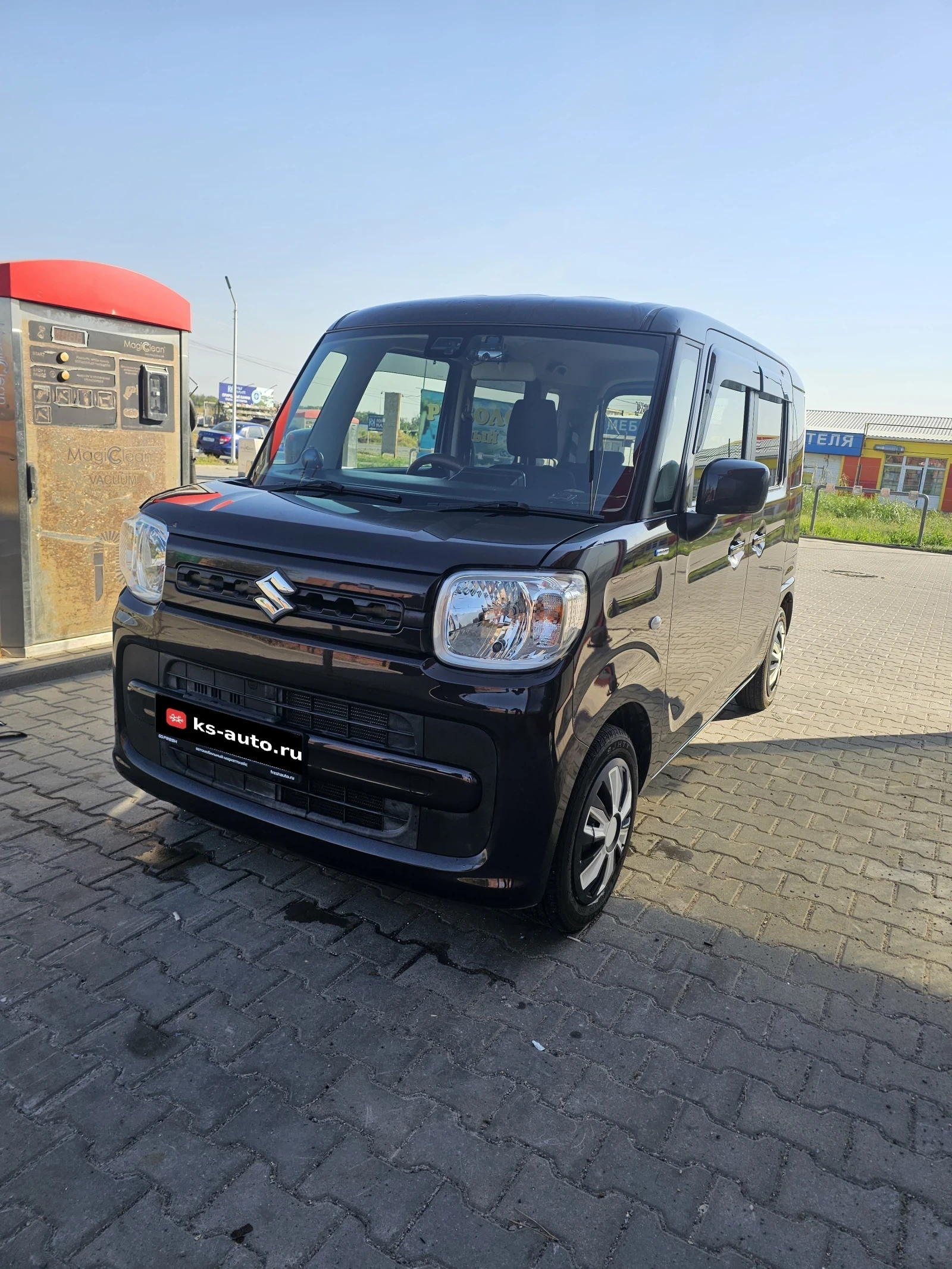 Suzuki Spacia