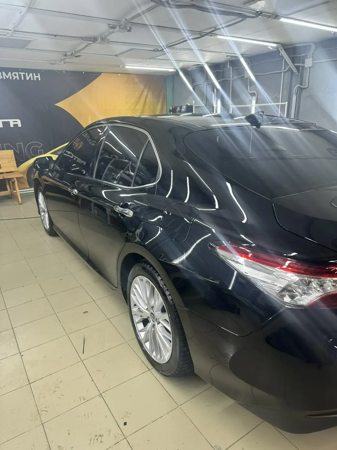 Toyota Camry, 2020г, передний привод, автомат