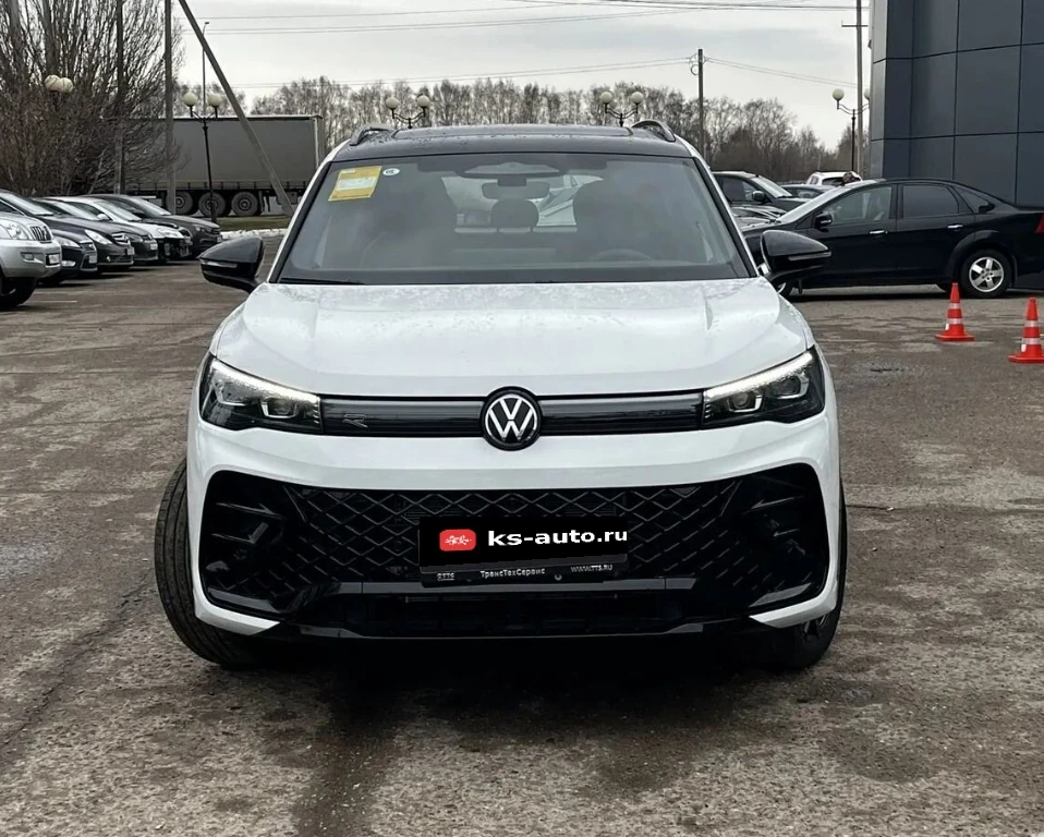 Volkswagen Tiguan, 2025г, полный привод, робот