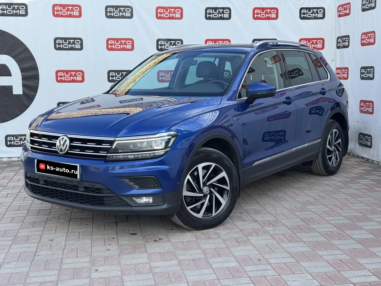 Volkswagen Tiguan, 2018г, передний привод, робот