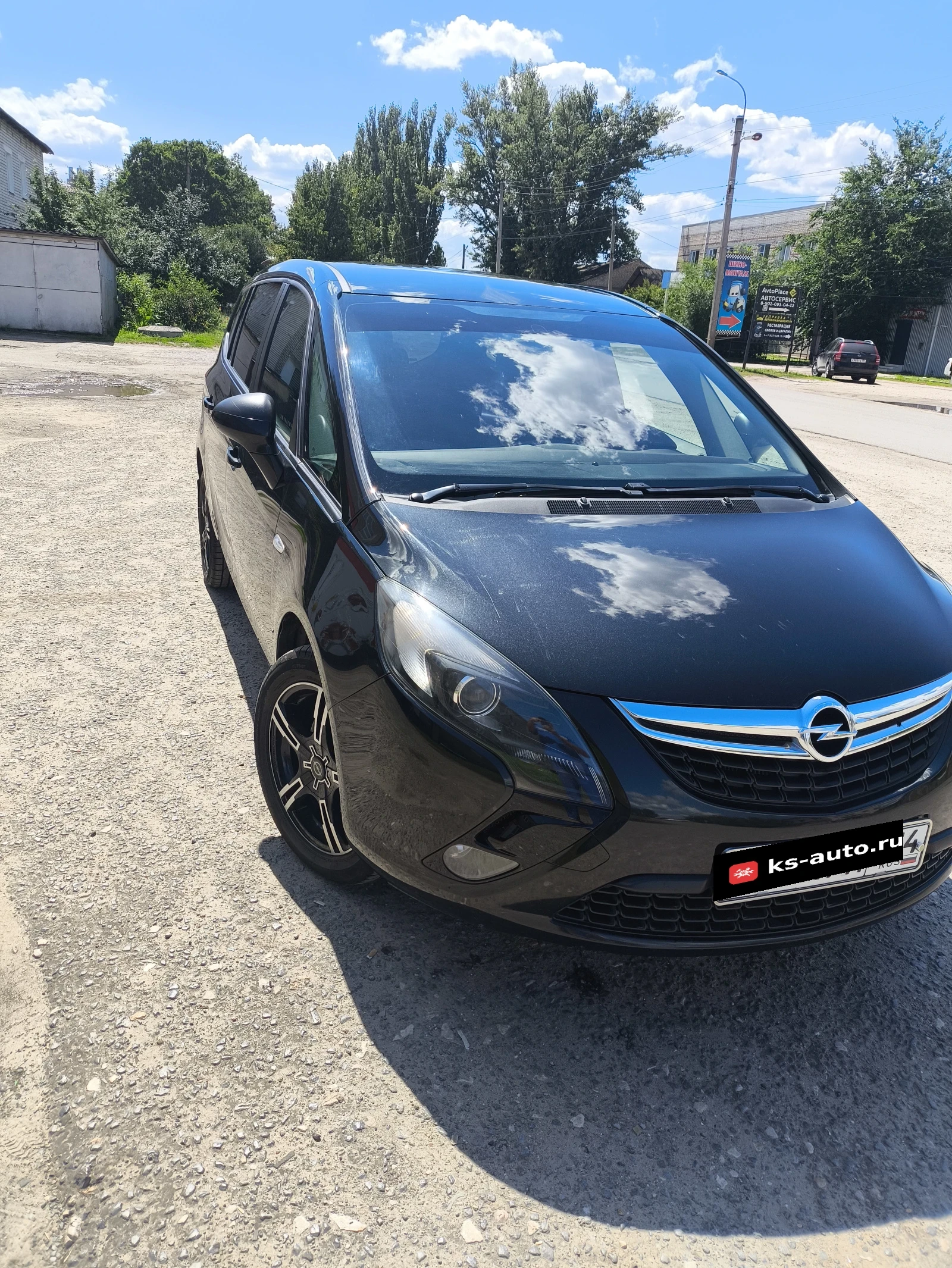 Opel Zafira, 2013г, передний привод, механика