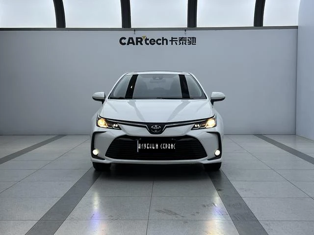 Toyota Corolla, 2022г., передний привод, вариатор