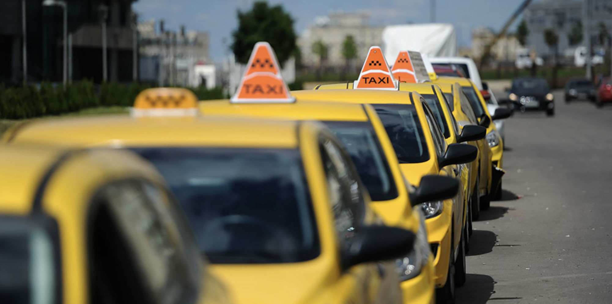 В России резко выросло число продаж машин «из-под такси»