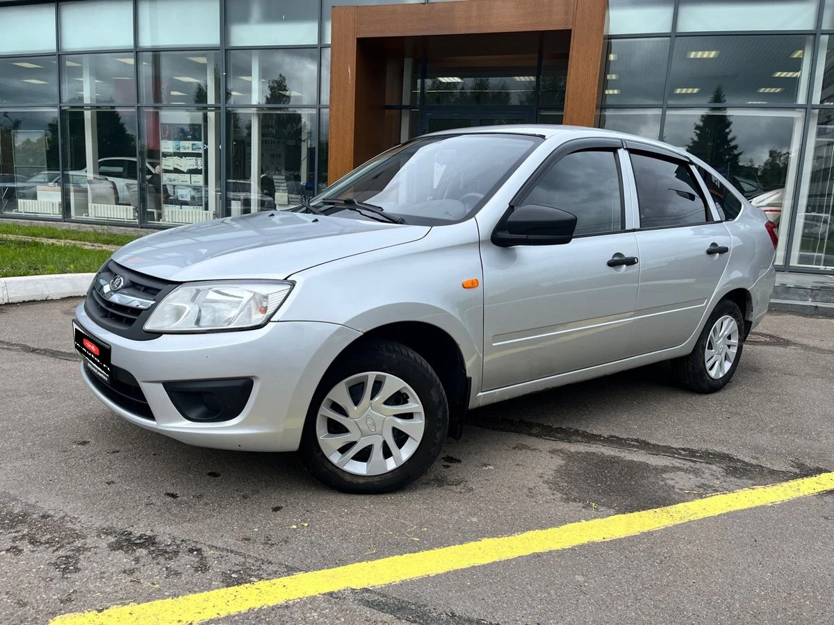 Lada (ВАЗ) Granta, 2015г, передний привод, механика