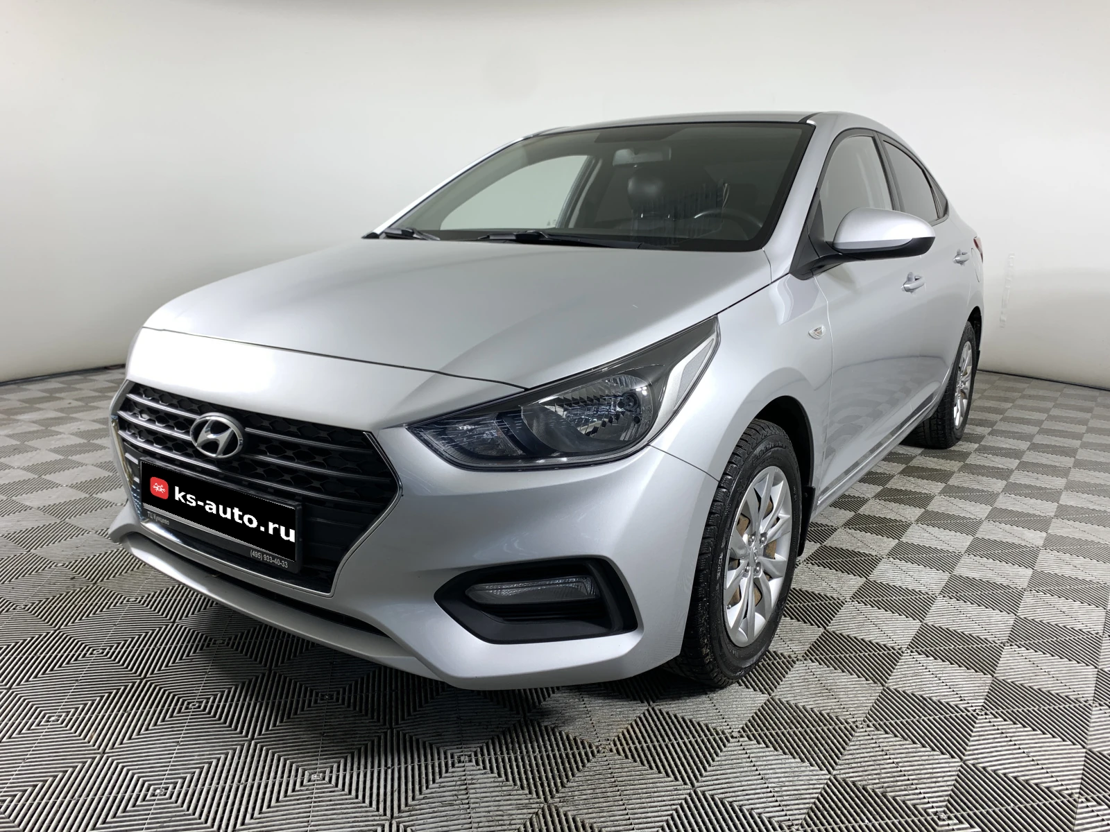 Hyundai Solaris, 2017г, передний привод, автомат