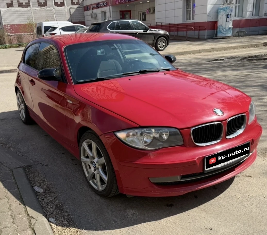 BMW 1 серии, 2007г, задний привод, автомат