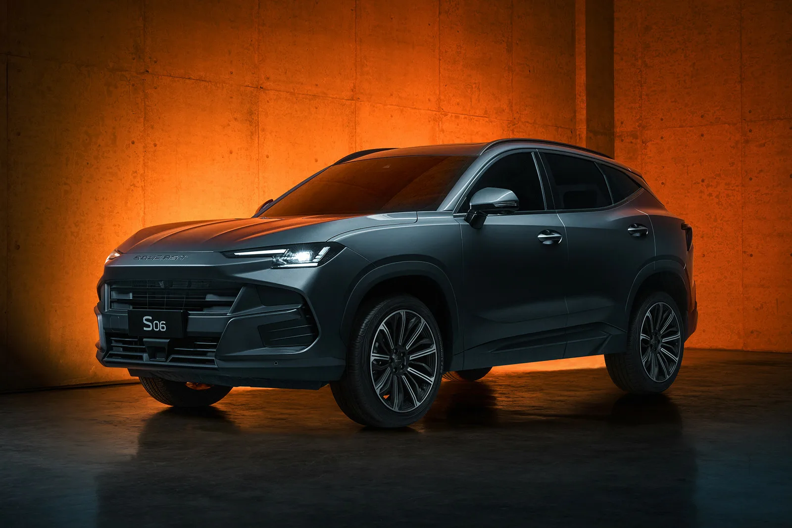 Кроссовер Soueast S06, который планируют собирать на калининградском заводе.