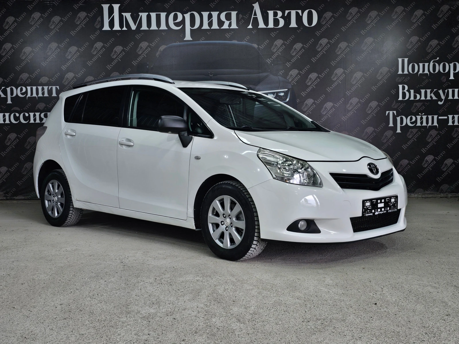 Toyota Verso, 2010г, передний привод, вариатор