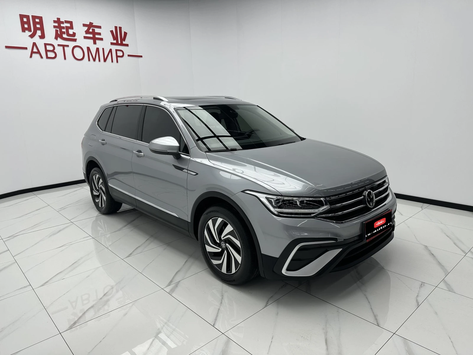 Volkswagen Tiguan, 2022г, передний привод, робот