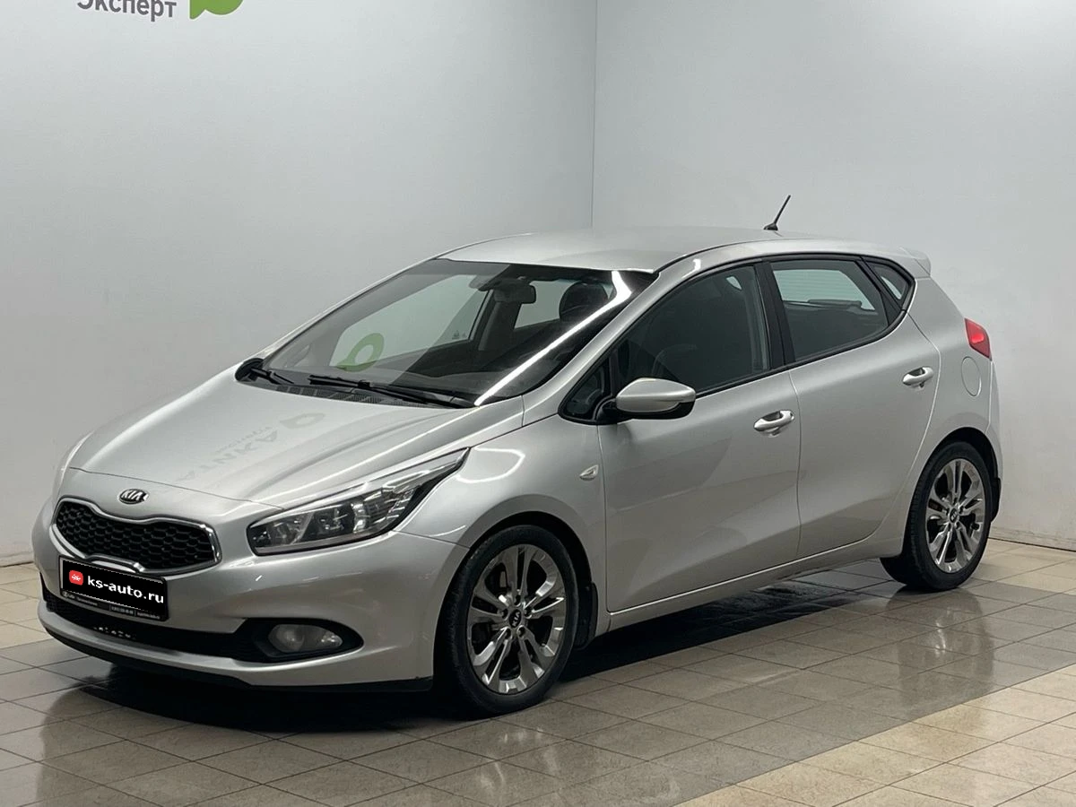 Kia Ceed, 2012г, передний привод, автомат