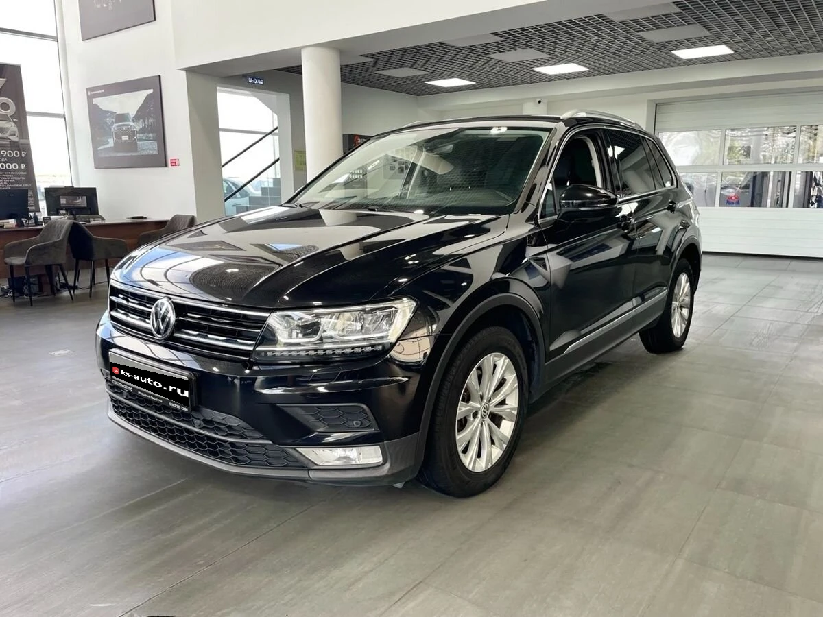 Volkswagen Tiguan, 2017г, полный привод, робот
