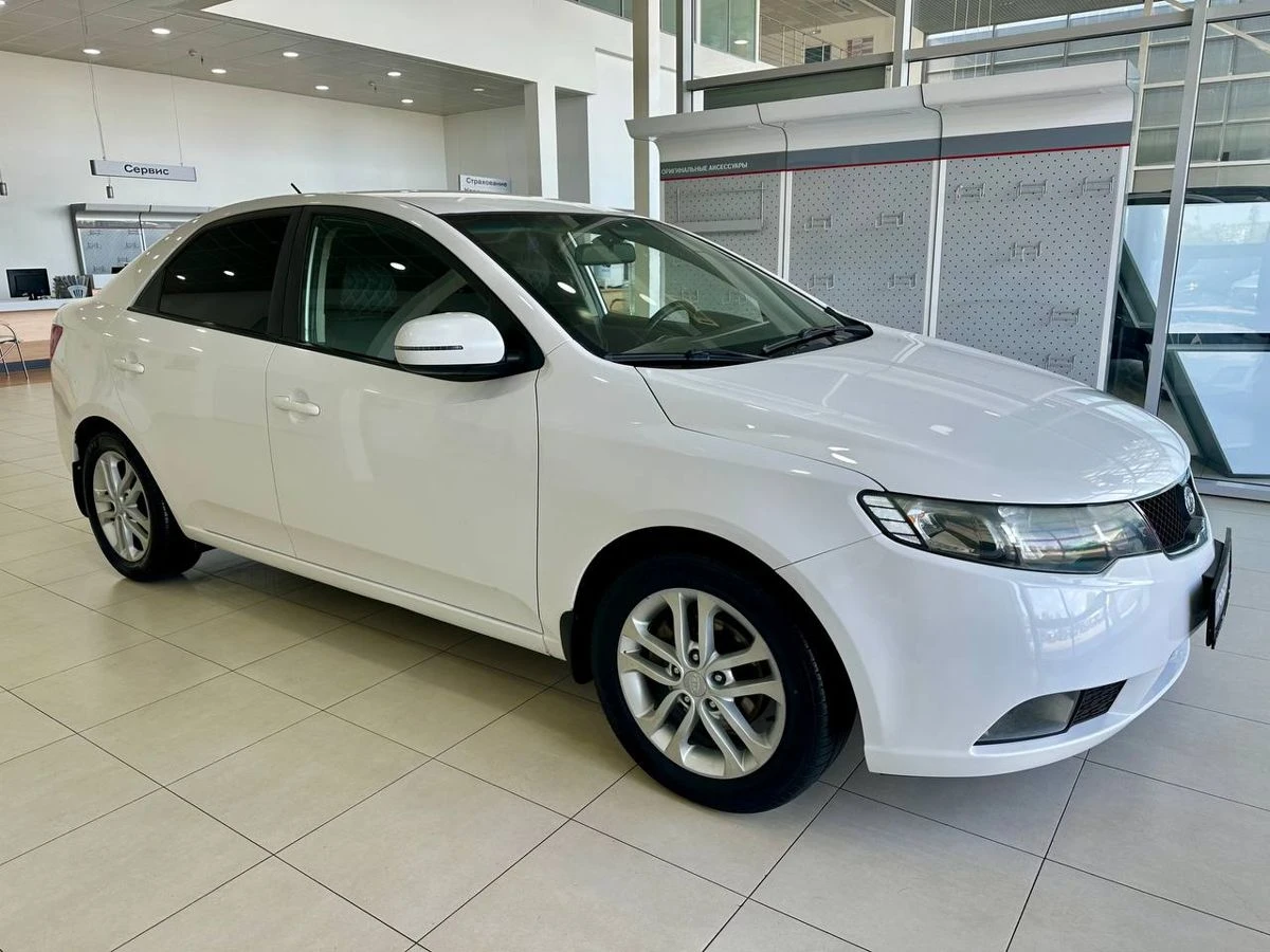 Kia Cerato, 2011г, передний привод, автомат