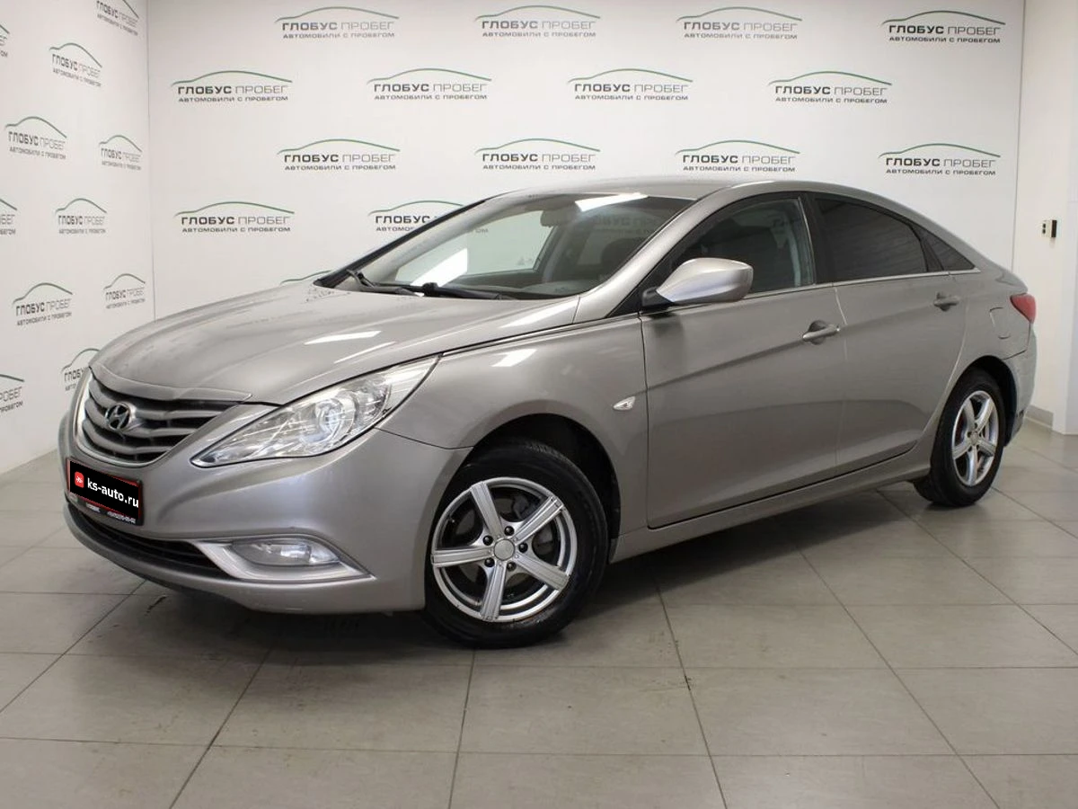 Hyundai Sonata, 2012г, передний привод, автомат