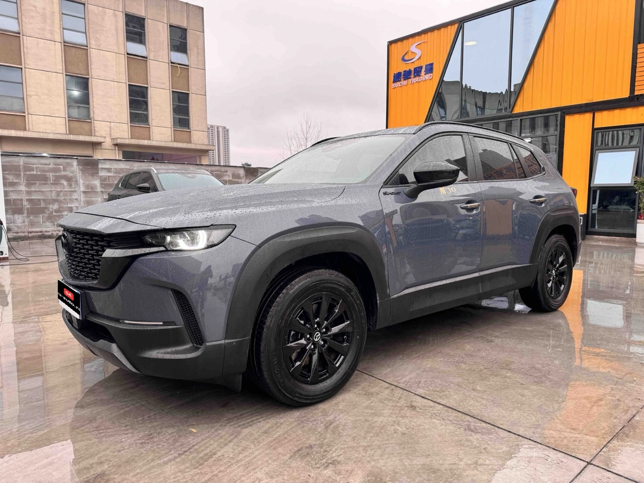 Mazda CX-50, 2023г, передний привод, автомат