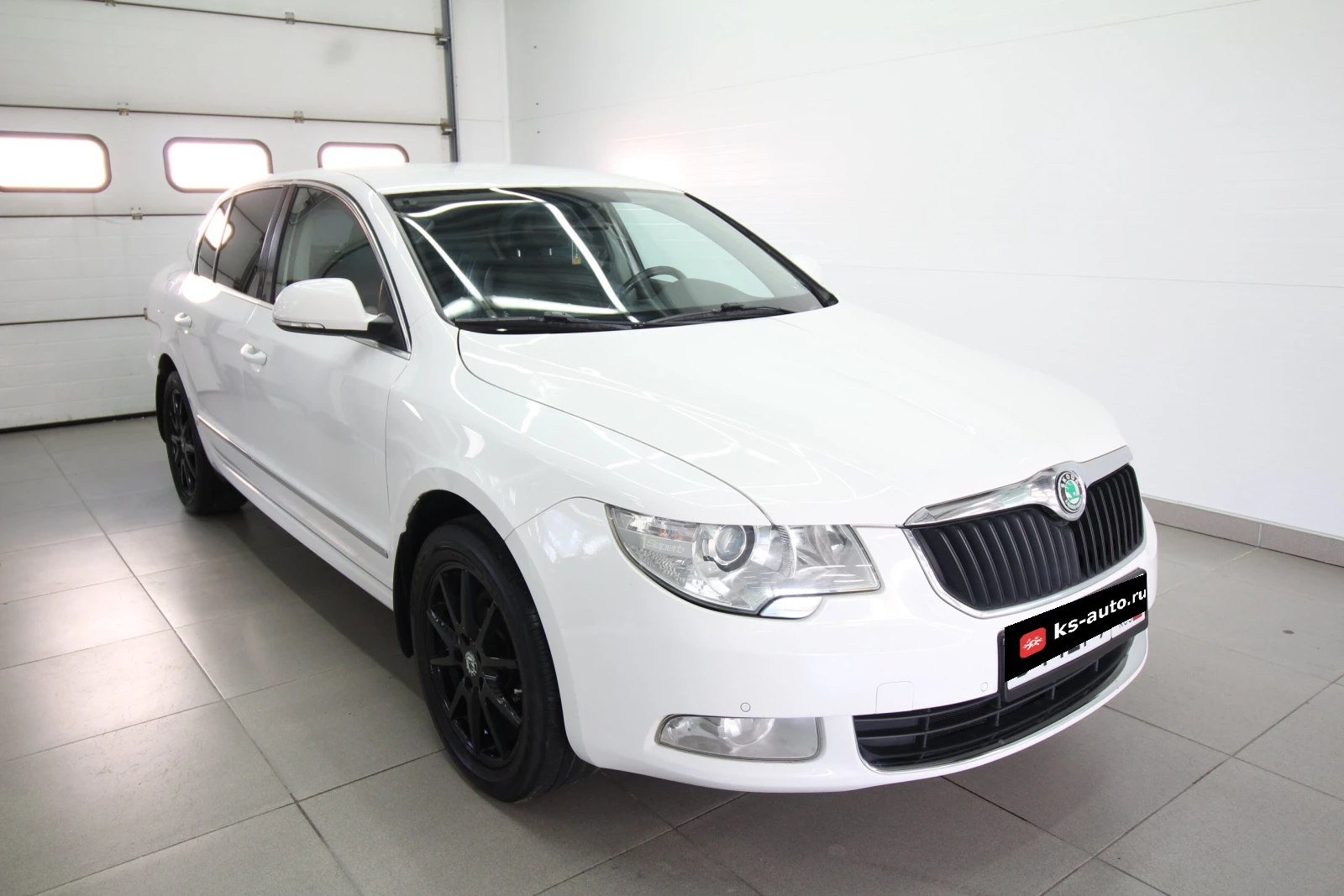 Skoda Superb, 2012г., передний привод, автомат
